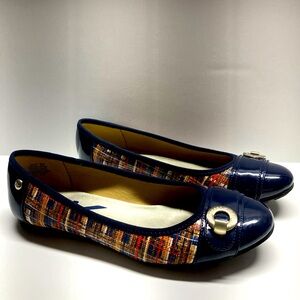 Anne Klein Sport Slip-On Women’s Flat Shoes, Size 6M, Navy Blue/Plaid